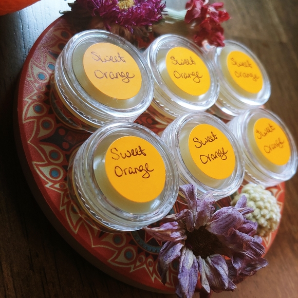 🍊Sweet Orange Lip Balm (6 pack) - Picture 2 of 8